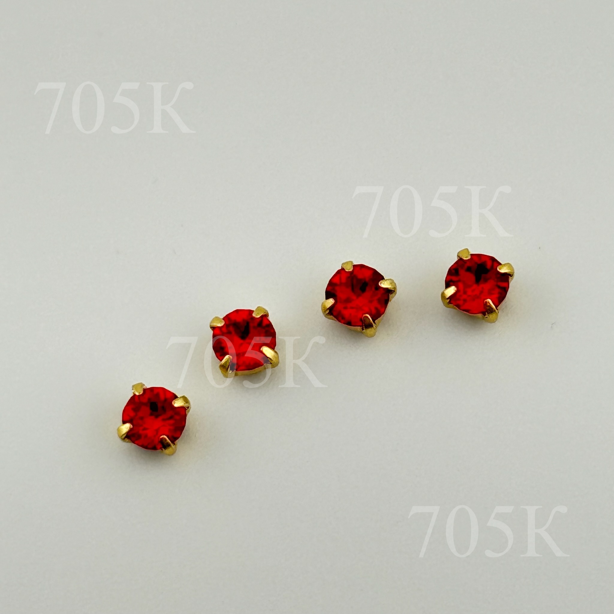 Шатоны зол. Красный кр. 4мм